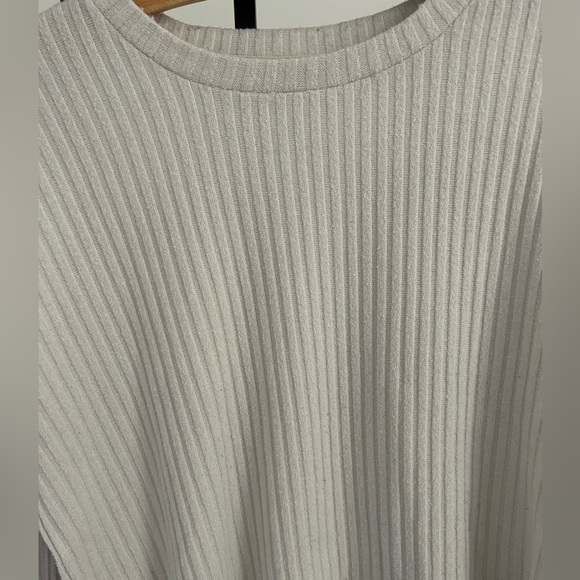 Wilfred Rudko Sweater - Picture 2 of 4